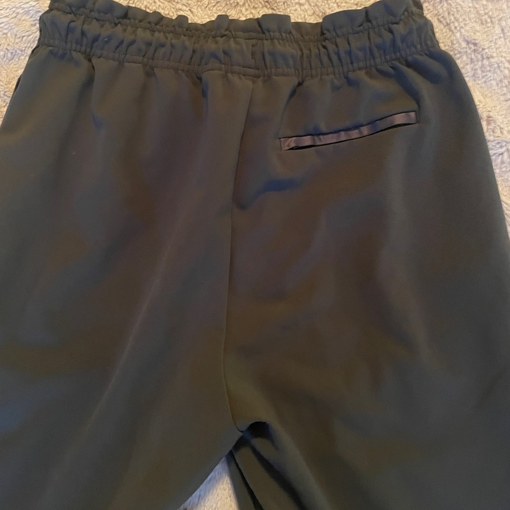 Athleta Water Resistant Joggers in Olive - Picture 3 of 5